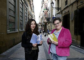 Irati Majuelo eta Inma Errea itzultzaileak, gaur Donostian.