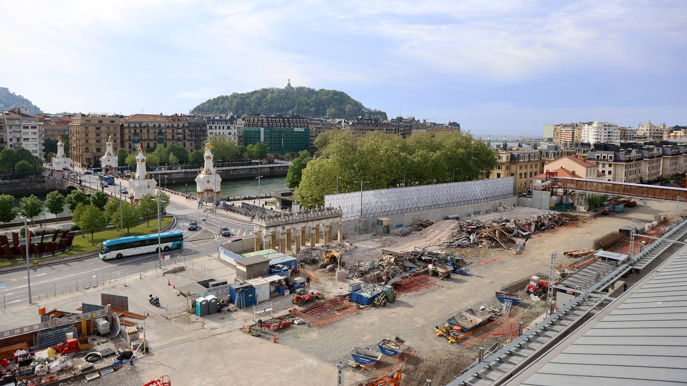 La demolición de la estación de tren de San Sebastián