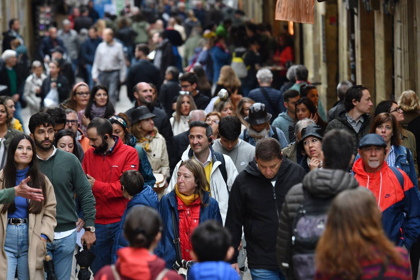 Gipuzkoa se llena de turistas por el puente del primero de mayo