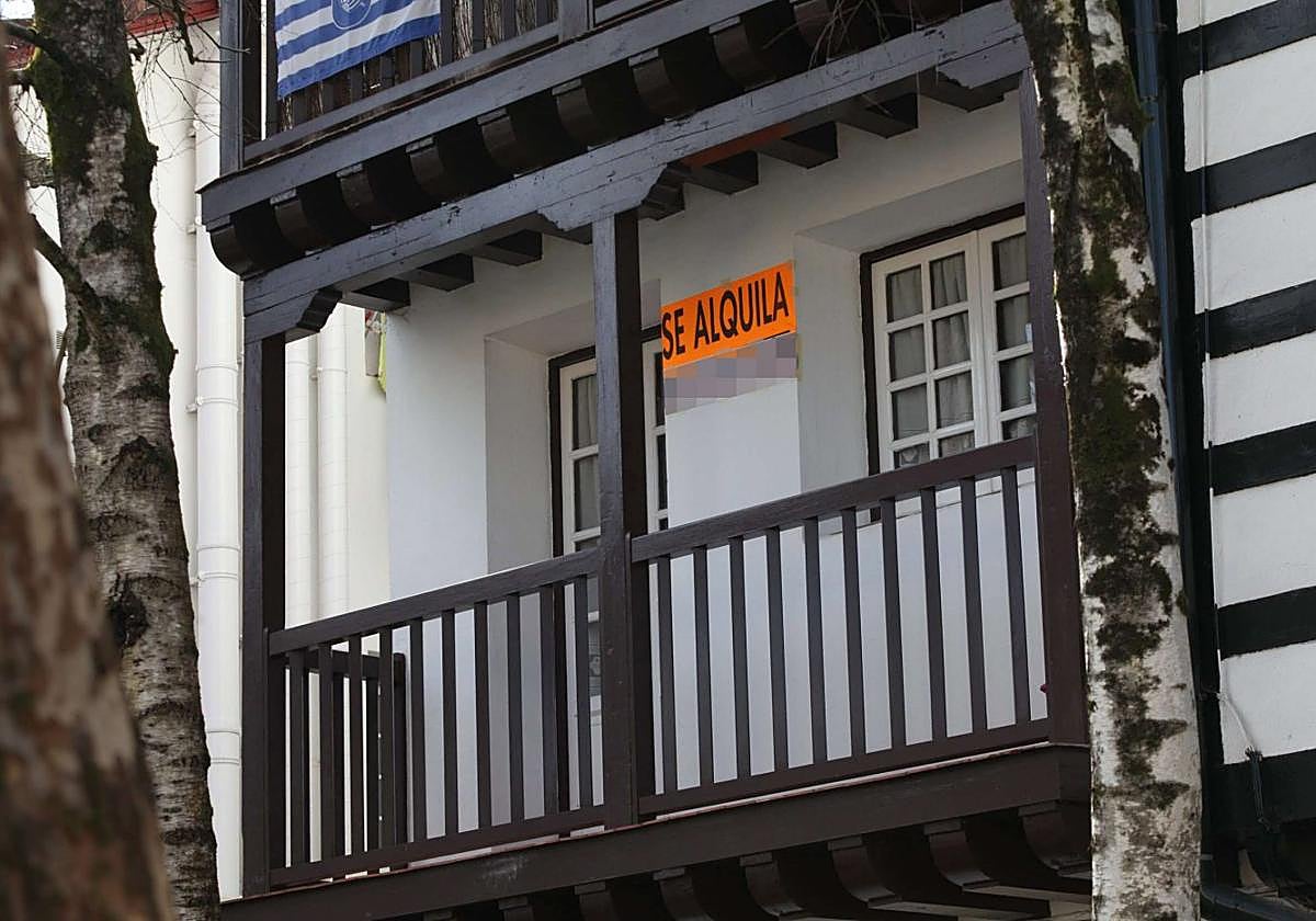 Piso en alquiler en el centro de Hondarribia.