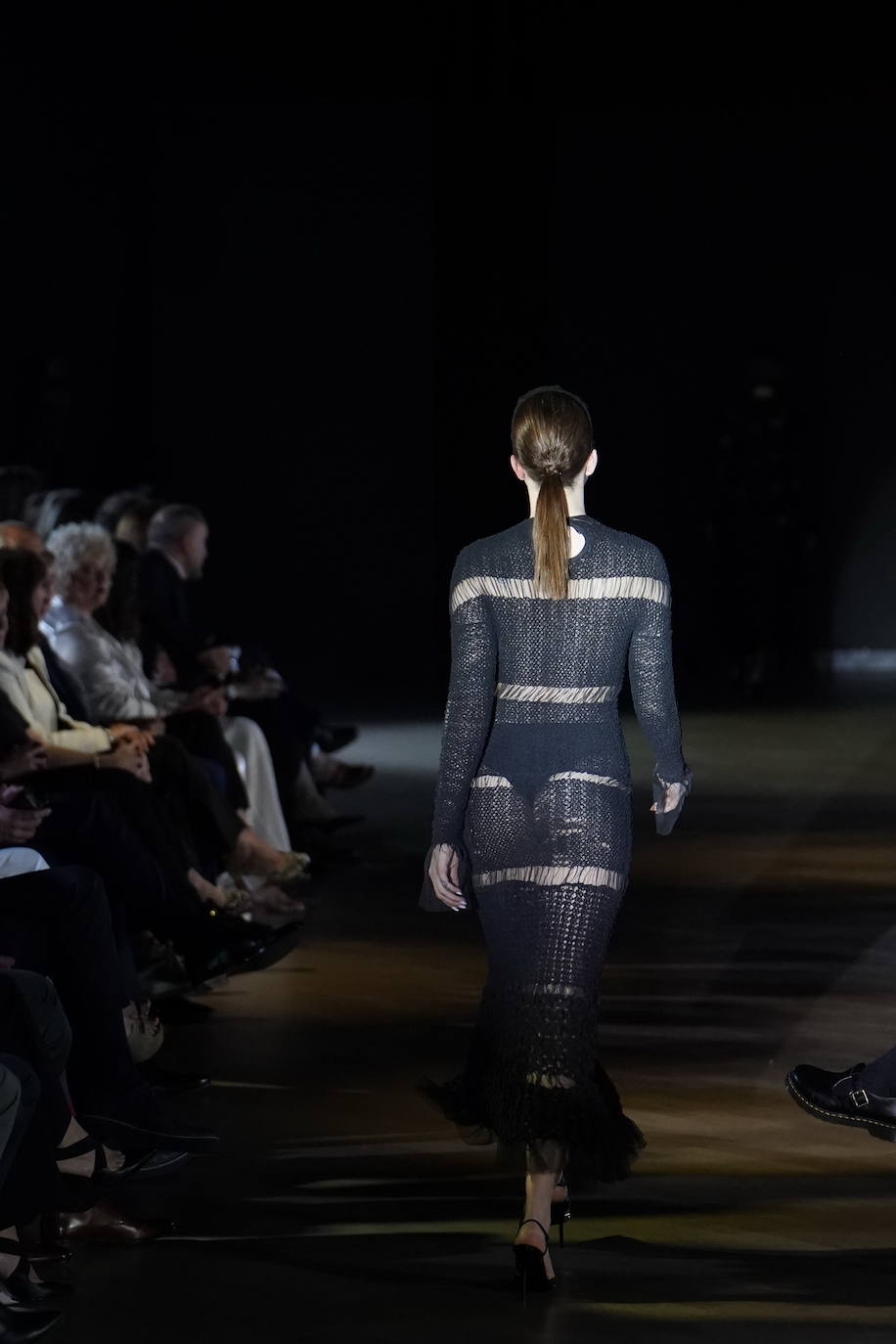 Diez estrellas deslumbran en Balenciaga