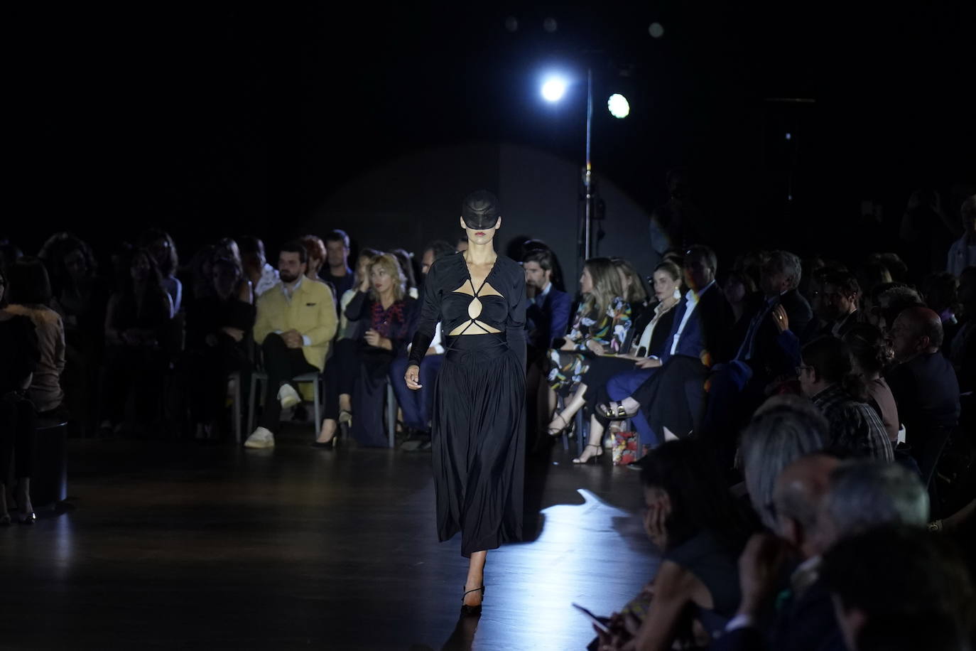 Diez estrellas deslumbran en Balenciaga