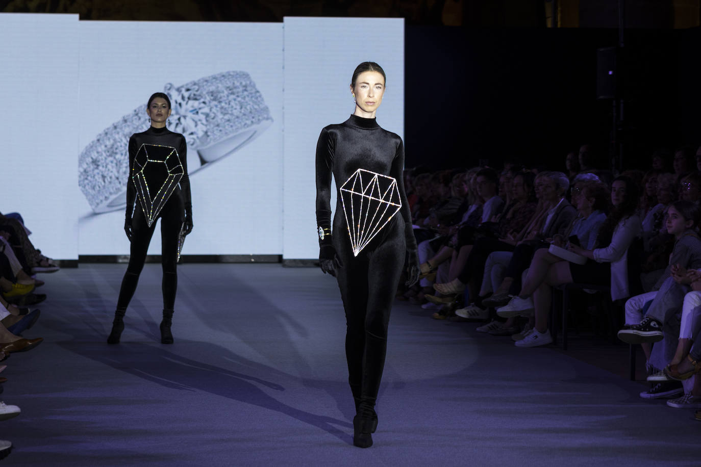 El desfile de Alex Vallejo Joyeros, en imágenes