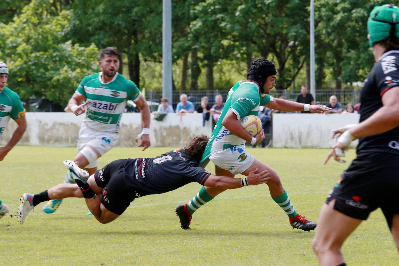 El Zarautz se queda a un paso del sueño del ascenso