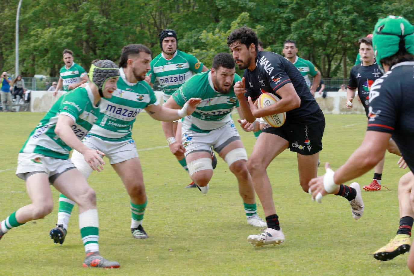 El Zarautz se queda a un paso del sueño del ascenso