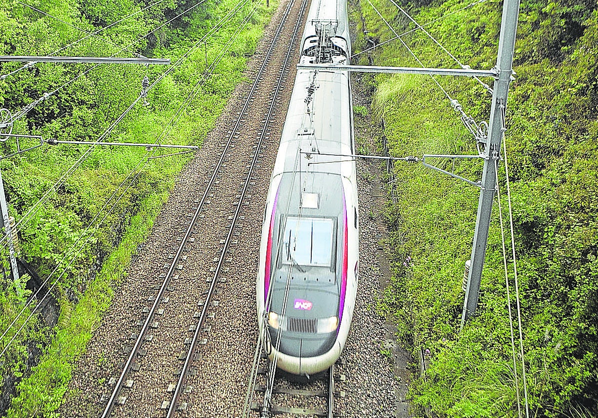 Francia llevará el AVE a Burdeos en 2034 y mantiene sin fecha la conexión con Euskadi