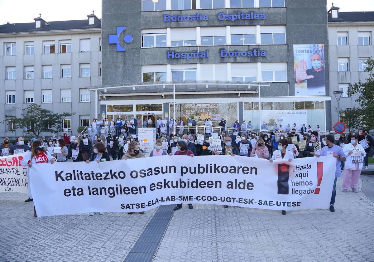 Una movilización anterior frente al Hospital Donostia.