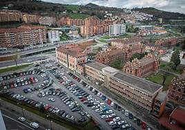 La futura Facultad de Medicina ocupará los terrenos del aparcamiento, unos 5.200 metros cuadrados.
