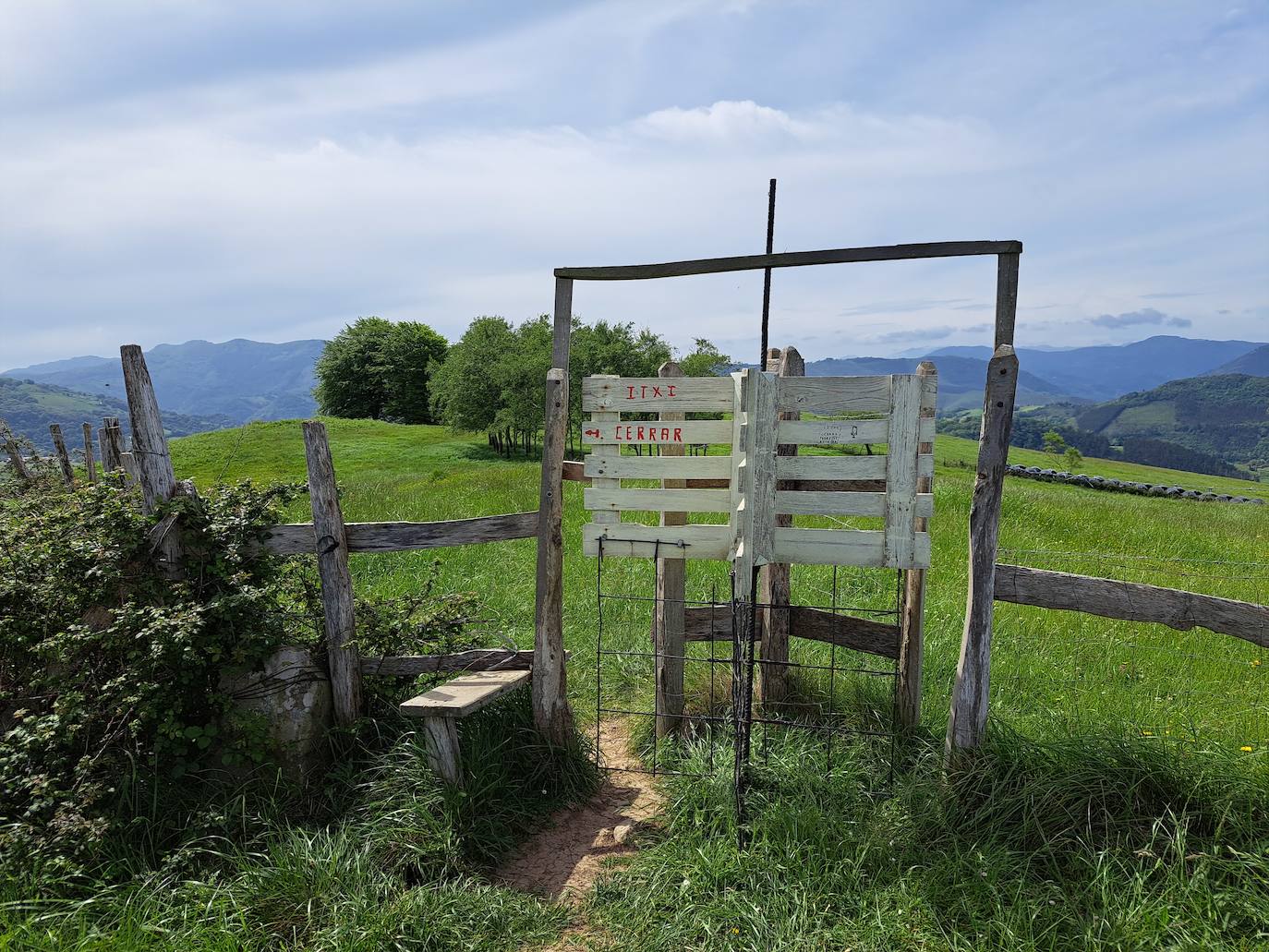Indamendi, preciosa balconada de Pagoeta