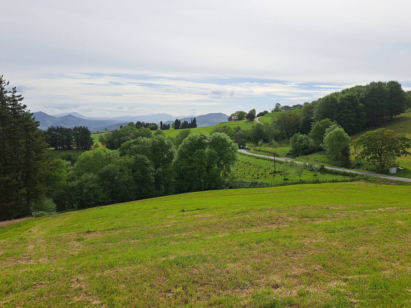 Indamendi, preciosa balconada de Pagoeta