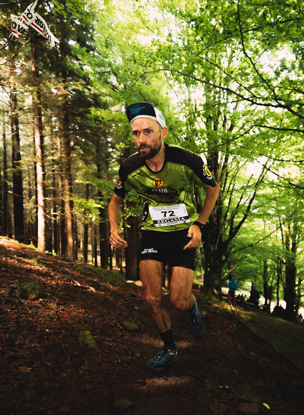 Naiara Irigoien y Jose Antonio Bellido, vencedores en el kilómetro vertical