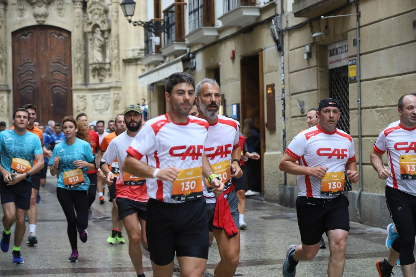 Los corredores, a su paso por la Parte Vieja