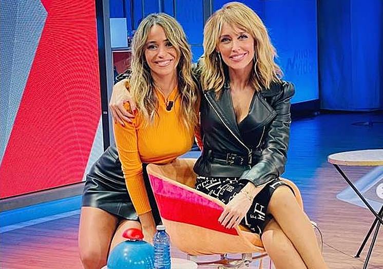 María Verdoy junto a Emma García.
