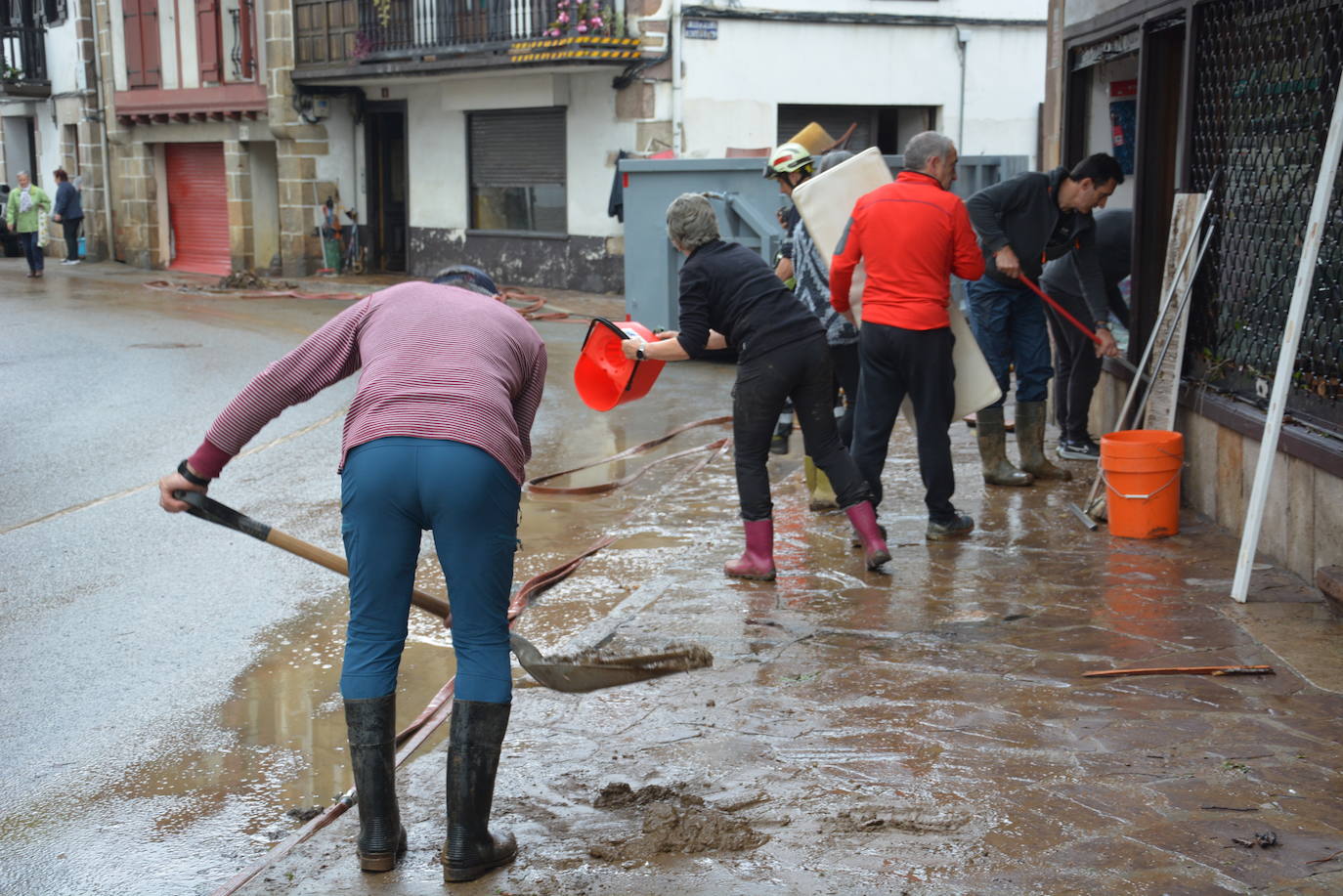 Las inundaciones en Bera, en imágenes