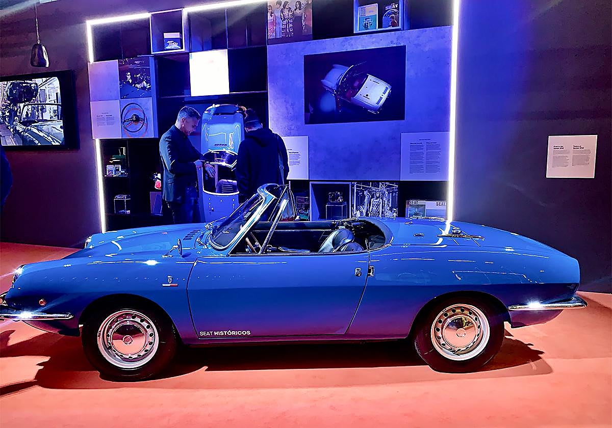 Uno de los coches de la colección de SEAT Históricos presente en el Salón.