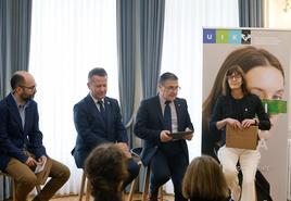 Koldo Telleria, Jokin Bildarratz, Agustín Erkizia e Itziar Arkota, este miércoles en el Palacio de Miramar.