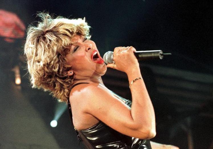 Imagen principal - Tina Turner vendió más de 200 millones de discos en todo el mundo. 