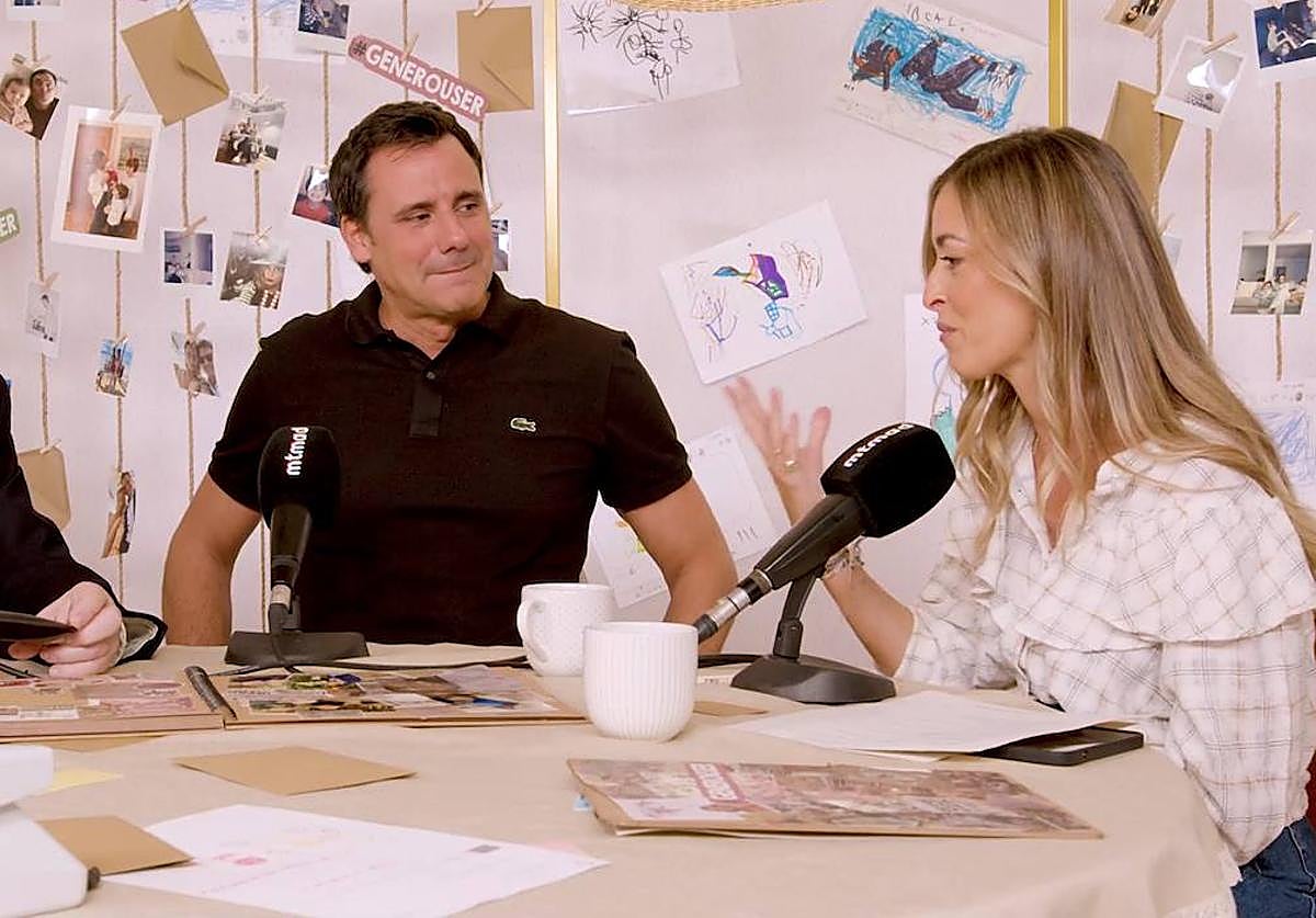 Ion Aramendi junto a su mujer María Amores en el plató del programa Generouser