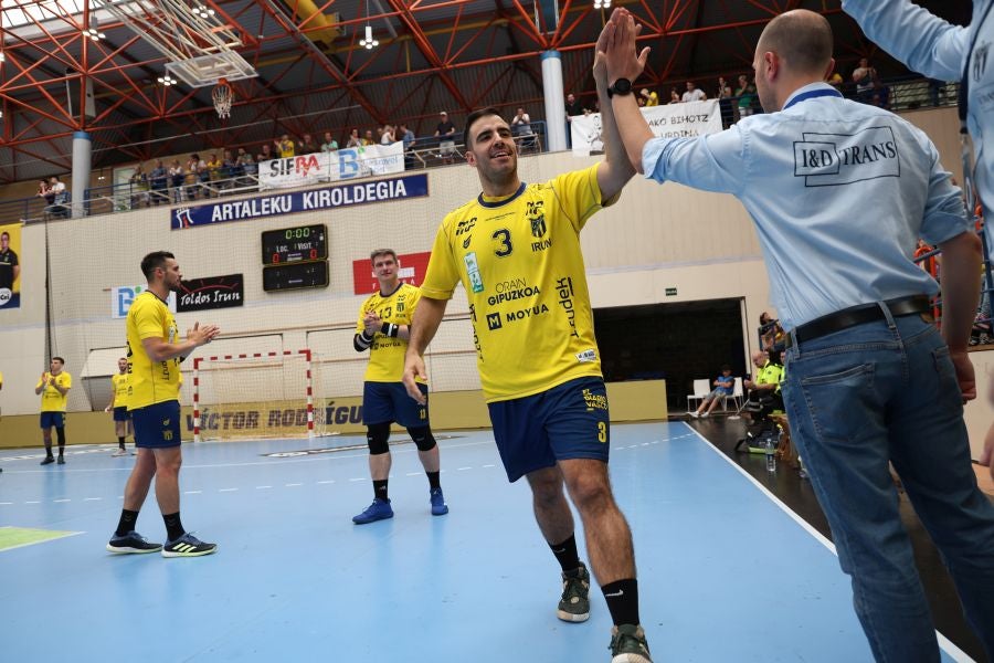 El partido del Bidasoa y las despedidas, en imágenes