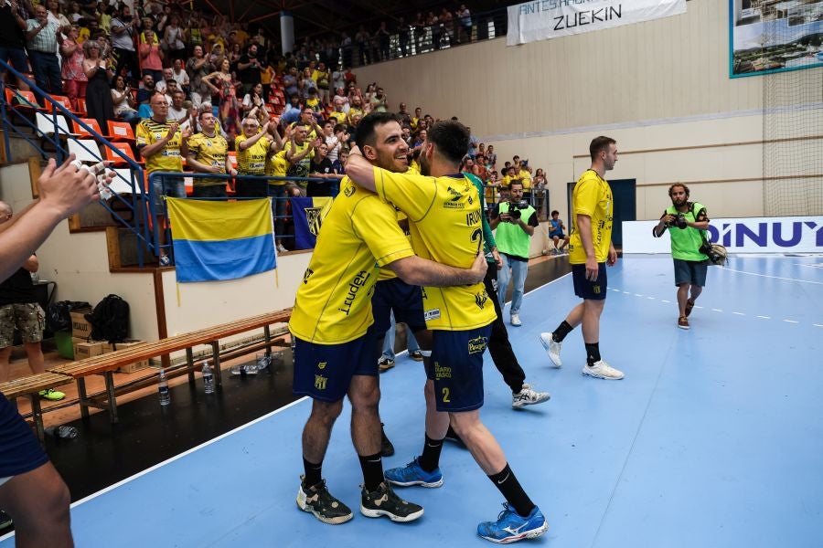 El partido del Bidasoa y las despedidas, en imágenes