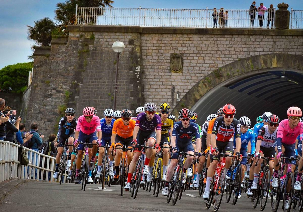 Paso de la Itzulia por San Sebastián.