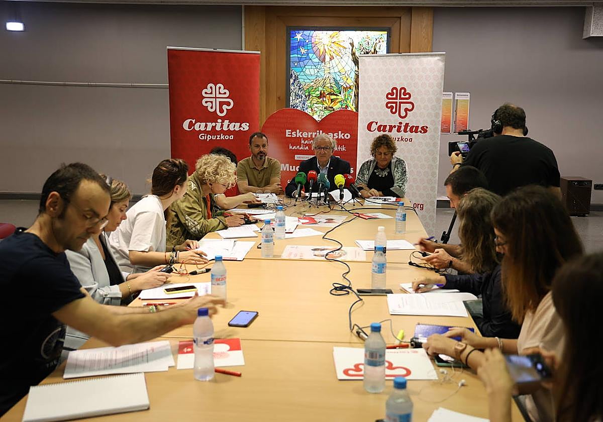 Presentación de la memoria de Cáritas Gipuzkoa, este martes en Donostia.