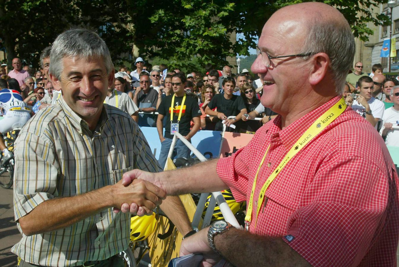 Marino Lejarreta y Txomin Perurena, en una salida de la Clásica San Sebastián.