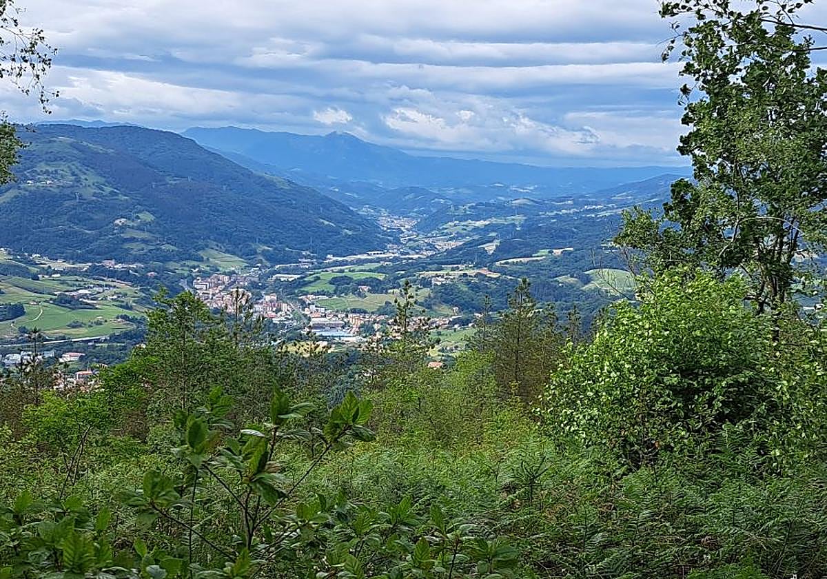 Las vistas desde la cima hacia Larrunarrison espectaculares