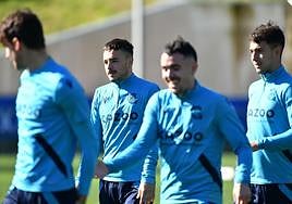 El fichaje de Hamari Traoré amenaza la continuidad de Sola y Gorosabel en la Real Sociedad