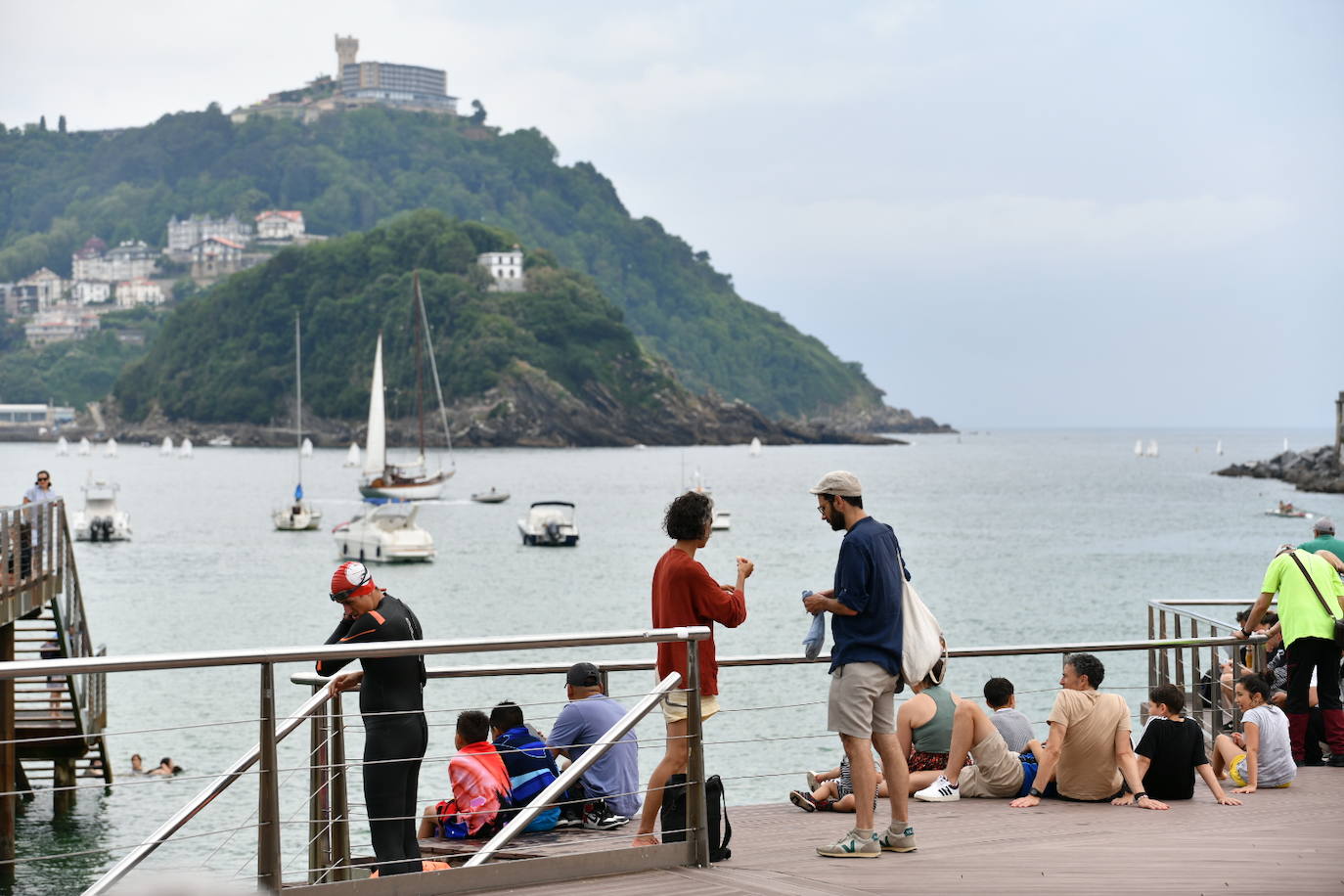 El paraguas vuelve a abrirse paso en Gipuzkoa