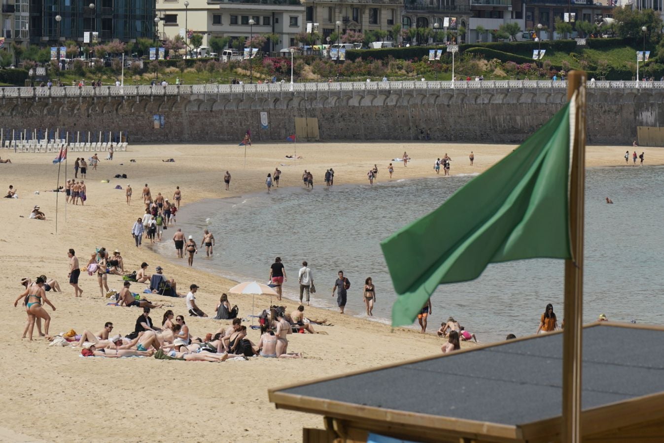 Bandera verde de nuevo en La Concha