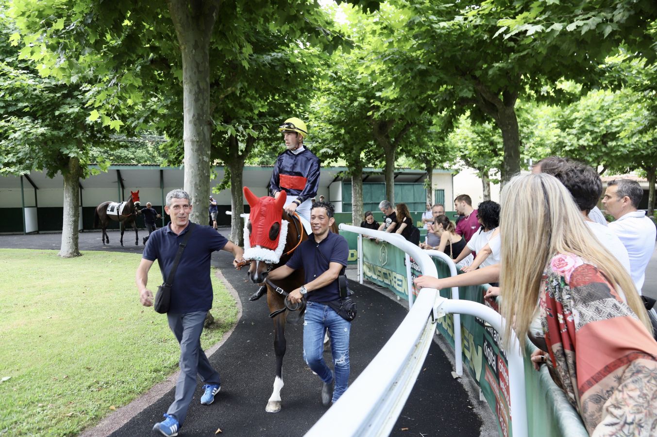 Vuelven las carreras al hipódromo