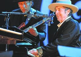 Dylan en un concierto en 2012 en un festival en Francia.