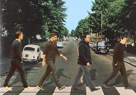 Julen Lopetegui, Mikel Arteta, Unai Emery y Andoni Iraola en una recreación de la popular portada del disco 'Abbey Road' de los Beatles.