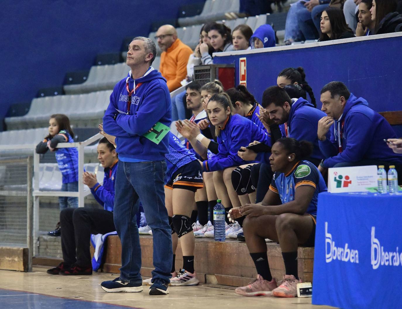 Las jugadoras del Super Amara Bera Bera durante un partido