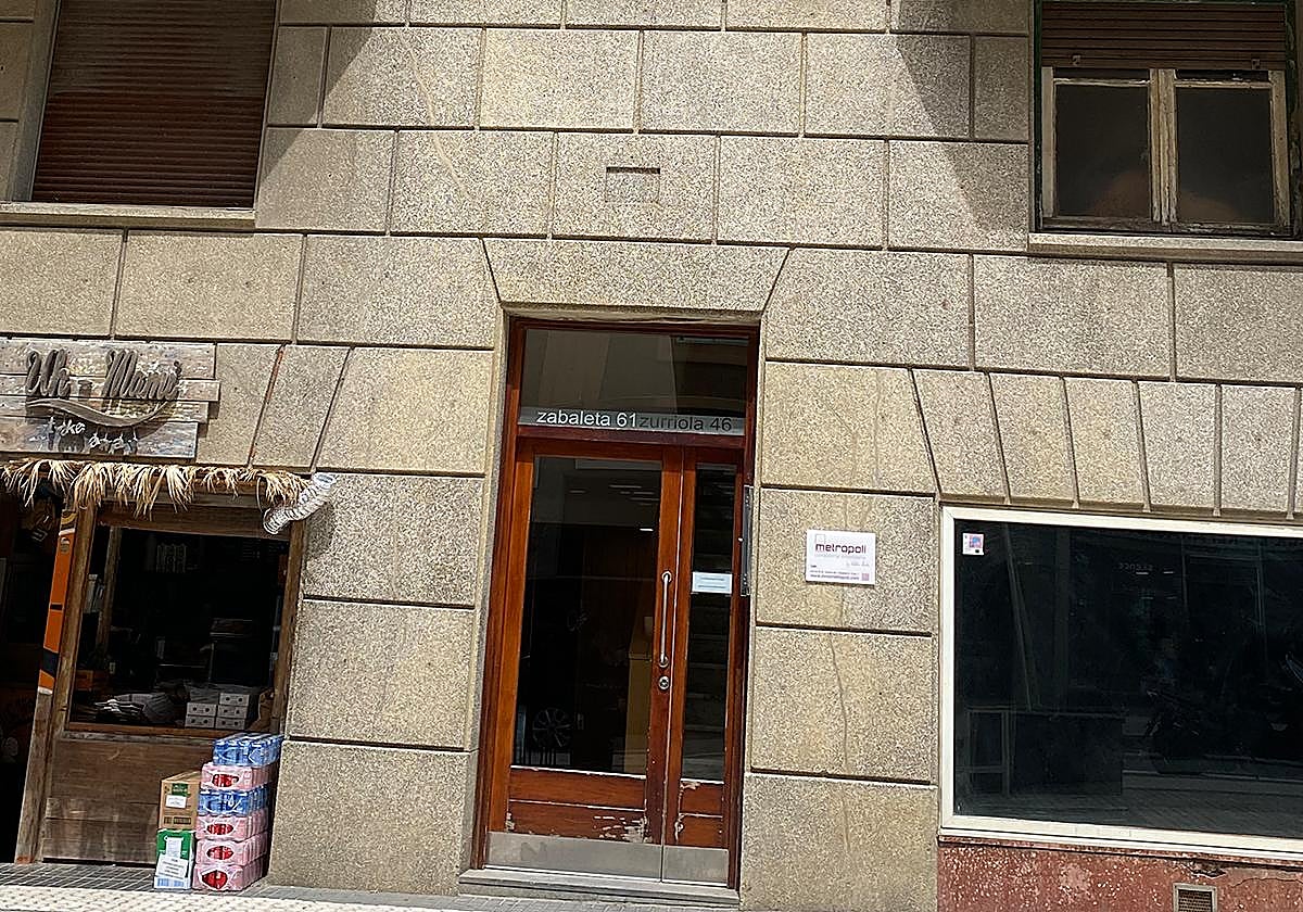 Aquí no hay quien viva