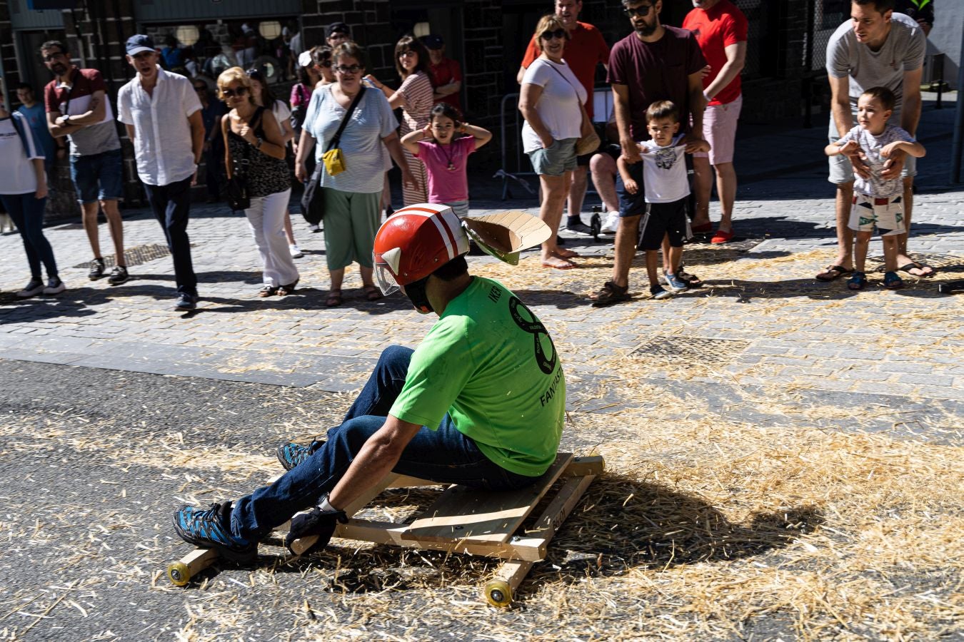 Las cuadrillas protagonizan el sábado festivo de San Marcial