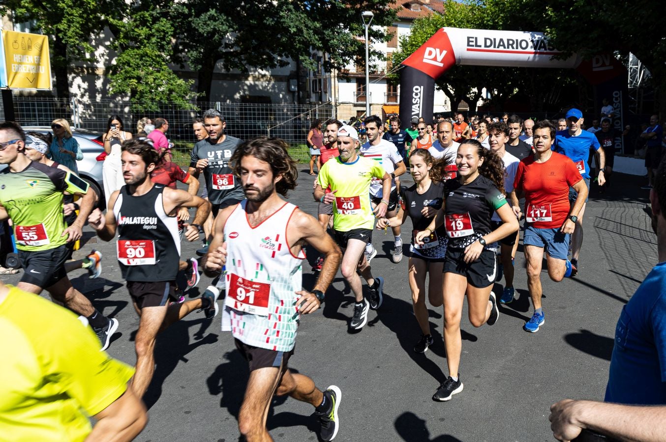 Las cuadrillas protagonizan el sábado festivo de San Marcial