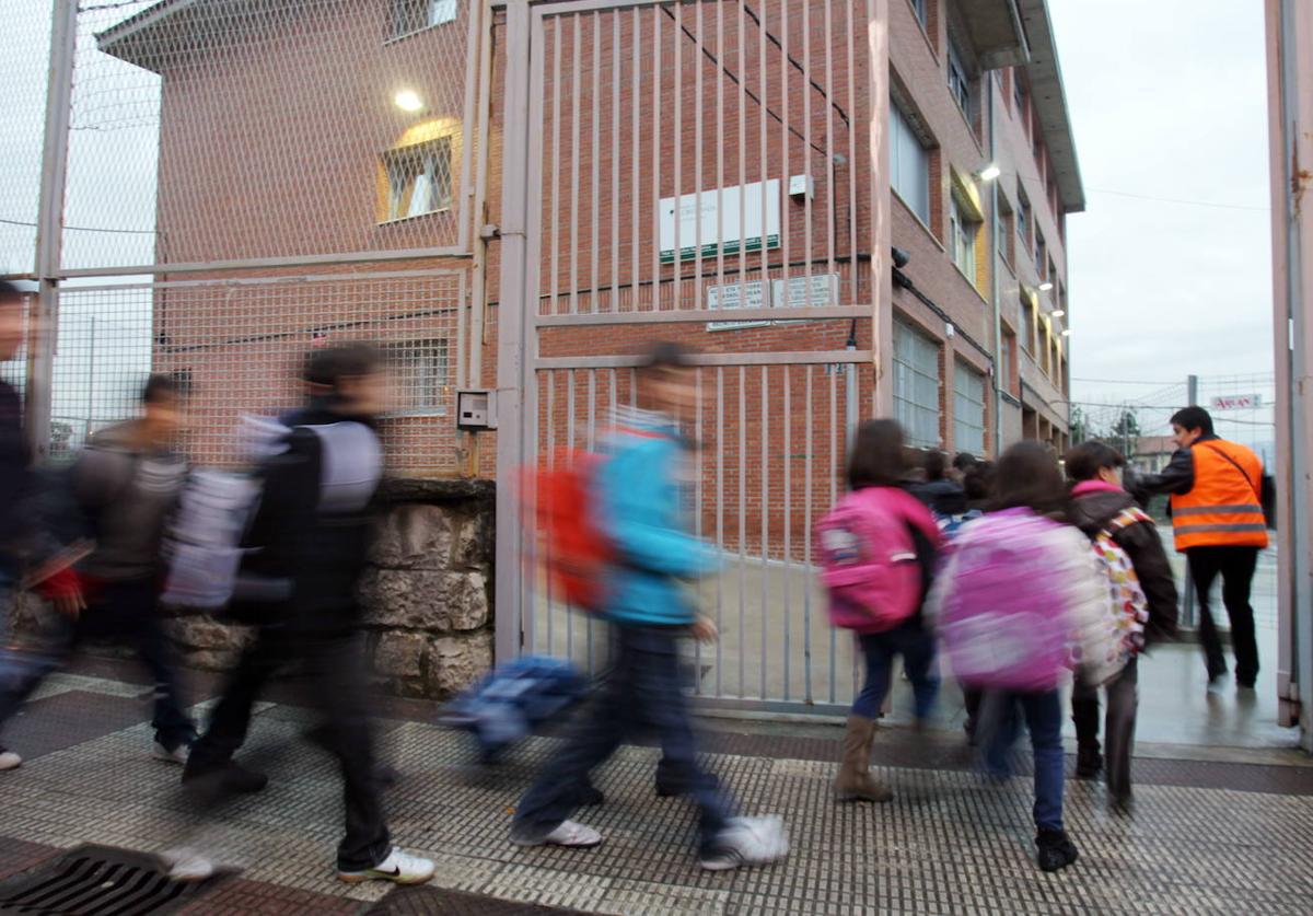 Trece menores sufren violencia sexual en Euskadi al mes