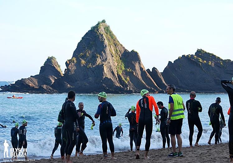 Salida desde la playa de Saturraran.