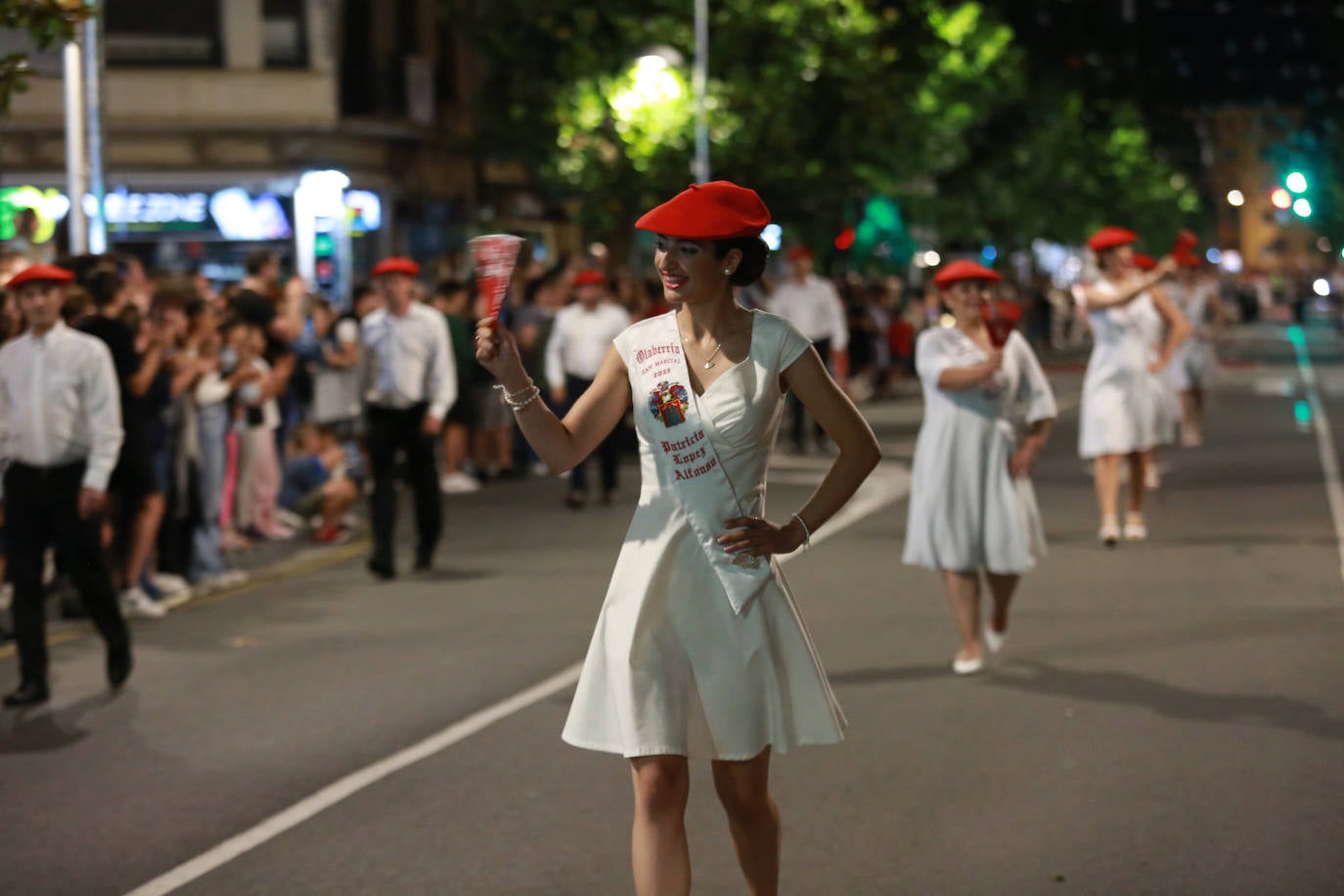 Presentación de cantineras del Alarde Tradicional