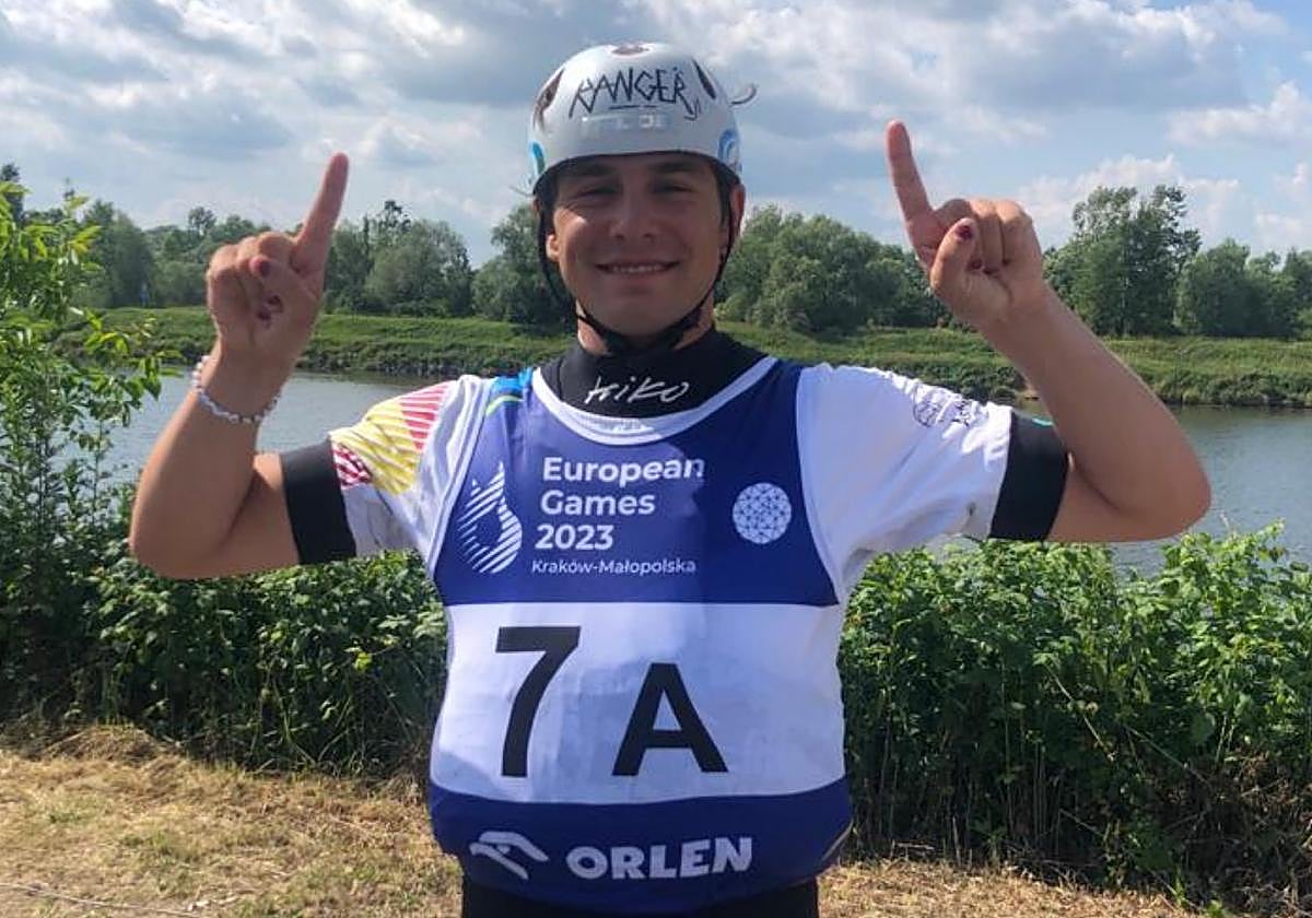 Pau Echaniz, sonriente después de lograr el oro.