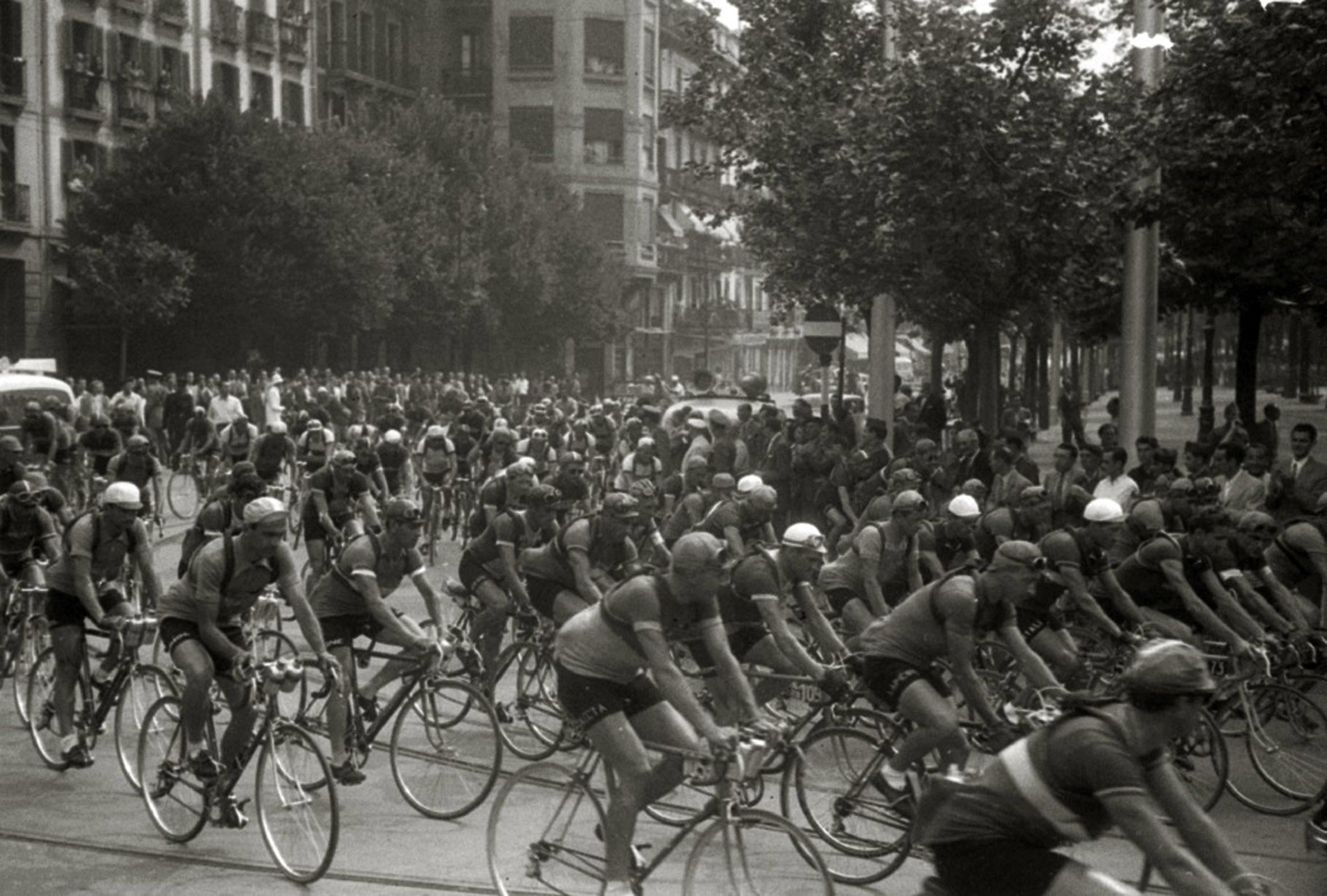 Así llegó el Tour a Donostia por primera vez en 1949