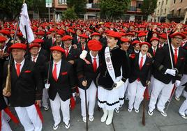 Las nueve compañías del Alarde Público han disfrutado del desfile.