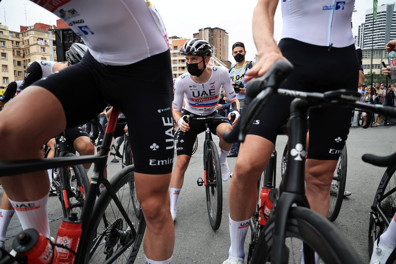 Gran ambiente en la salida del Tour de Francia desde Bilbao