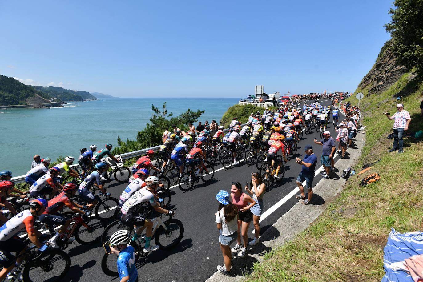 Las mejores imágenes de la etapa del Tour en Gipuzkoa