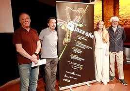 El presidente de la fundación SGAE, los directores del Jazzaldia y JazzEñe y la pianista Lucía Rey en la presentación de JazzEñe.