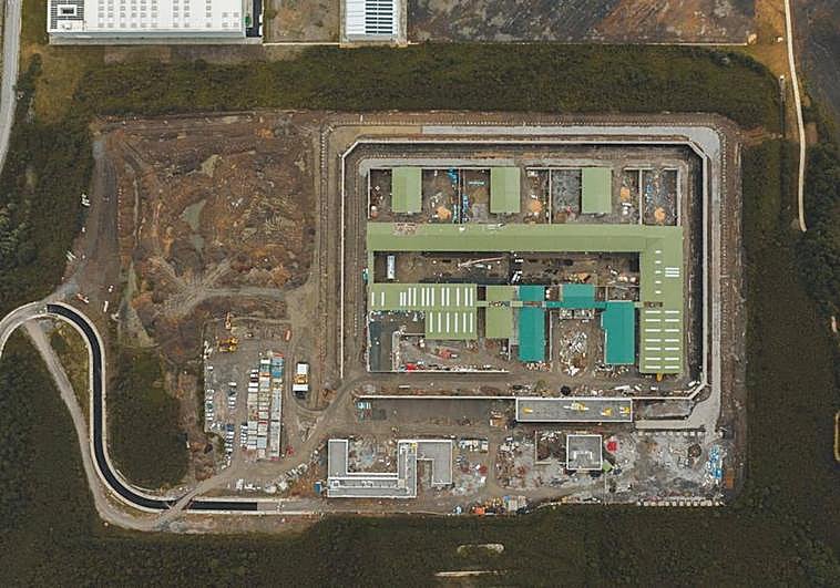 Imagen de este julio de las obras de la futura cárcel de Zubieta en Eskuzaitzeta.
