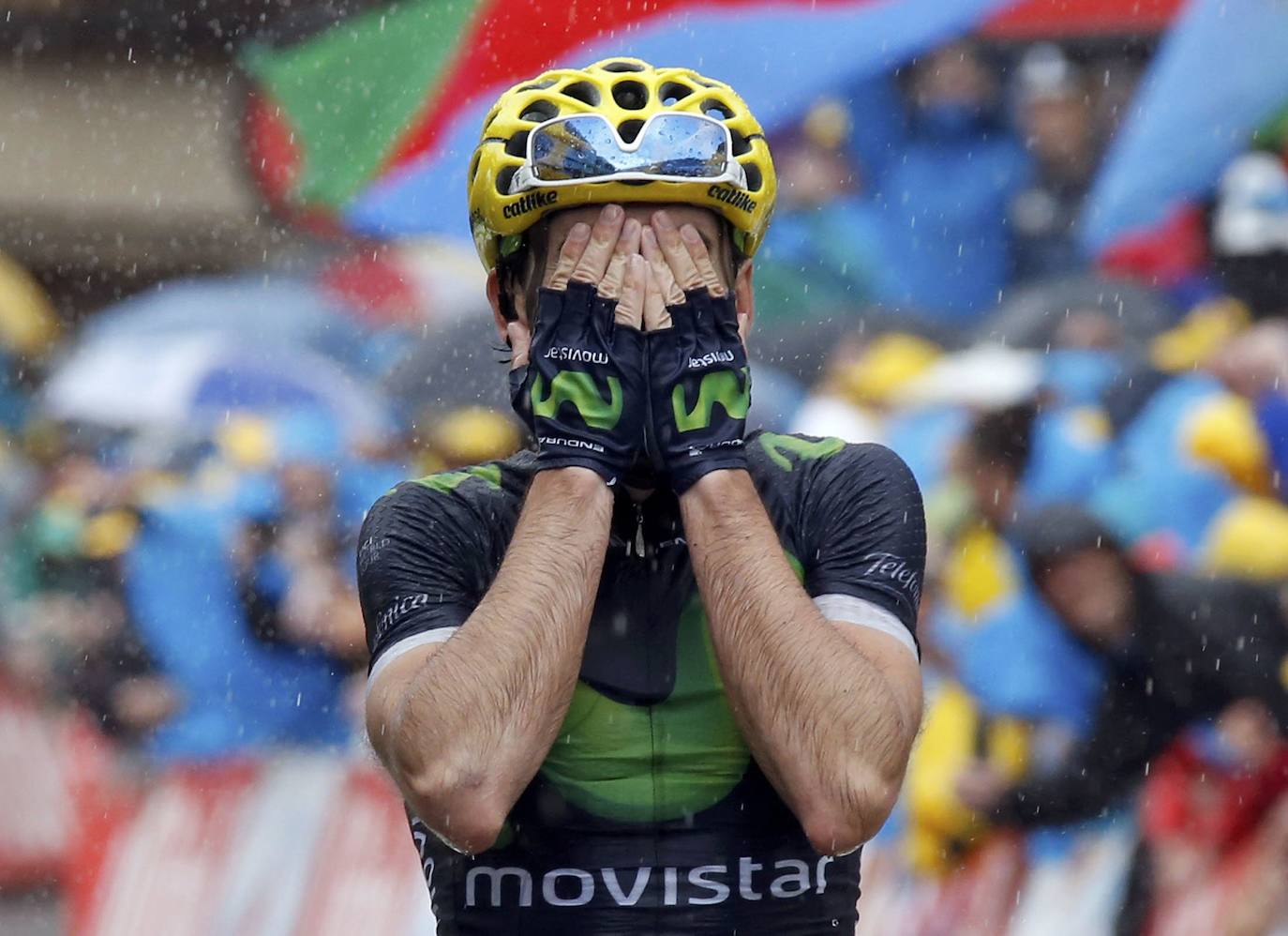 2016 - El ciclista guipuzcoano gana la etapa del Tour de Francia.