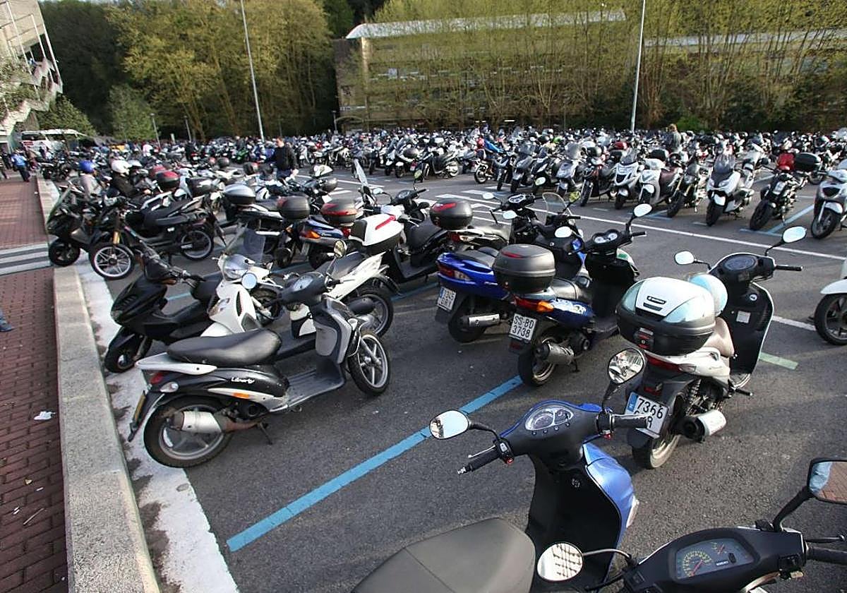 El nuevo parking de motos del paseo de Errondo será una realidad en 2024